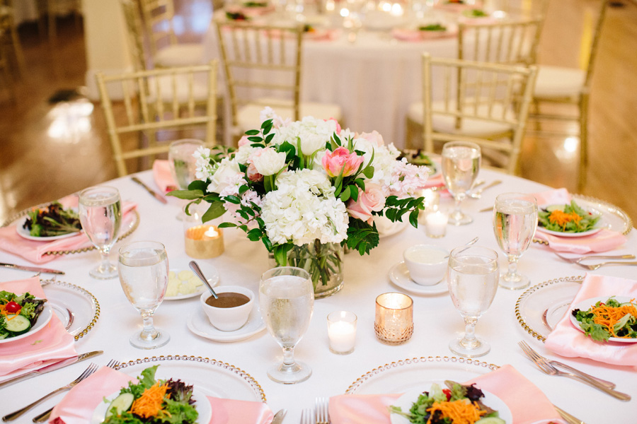 Glamorous white bridal bouquet